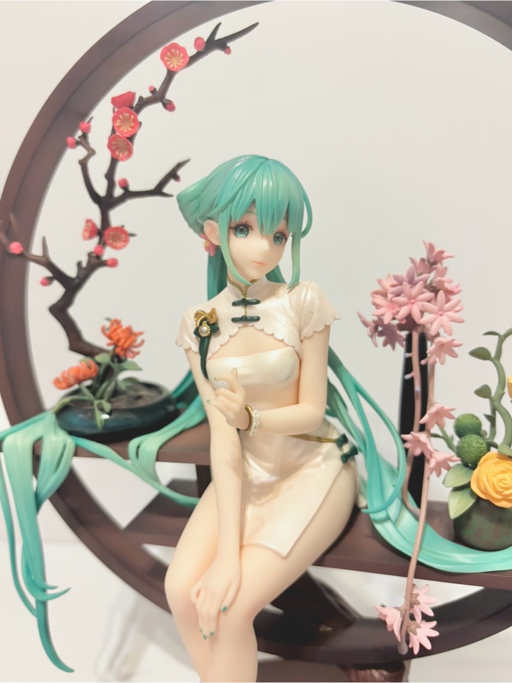 Hatsune Miku Shaohua China Dress 1/7 scale Pre-Painted Figure Myethos